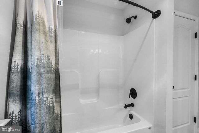 14930 OAKS RD, Charlotte Hall, MD 20622