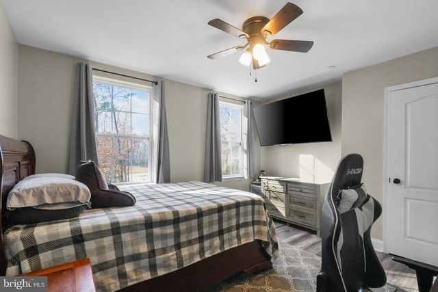 14930 OAKS RD, Charlotte Hall, MD 20622