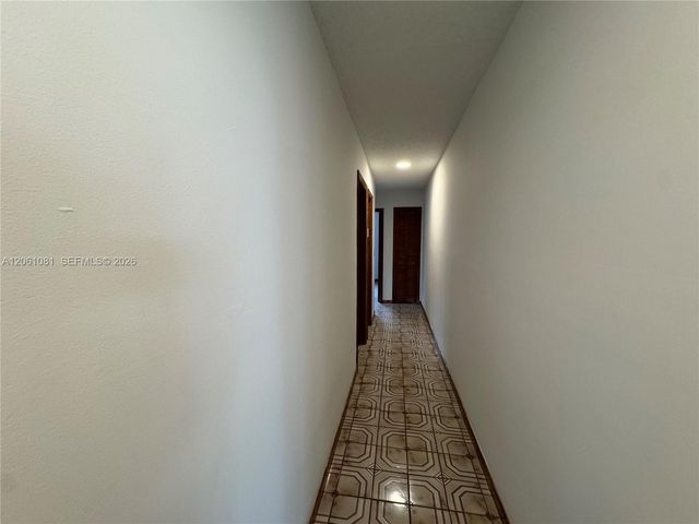 2524 SW 6th St, Miami, FL 33135