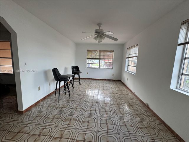2524 SW 6th St, Miami, FL 33135