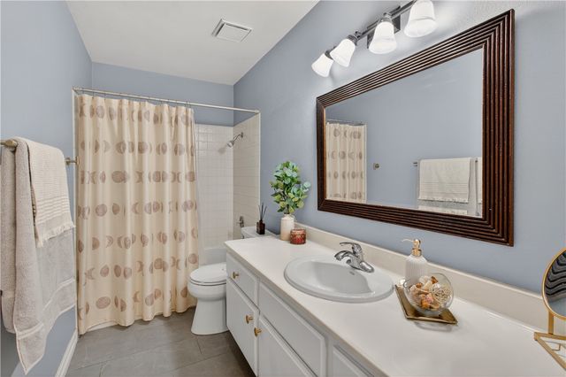 1261 Cabrillo Park Drive, Santa Ana, CA 92701