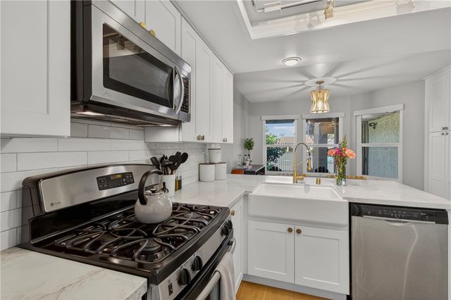 1261 Cabrillo Park Drive, Santa Ana, CA 92701