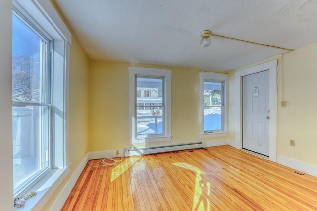 23-25 Bunker Hill Street, Lancaster, NH 03584