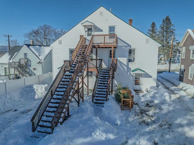 23-25 Bunker Hill Street, Lancaster, NH 03584