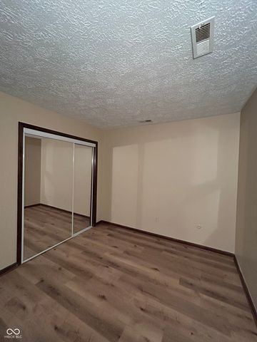 8542 La Corrida Court 46A, Indianapolis, IN 46227