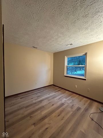 8542 La Corrida Court 46A, Indianapolis, IN 46227