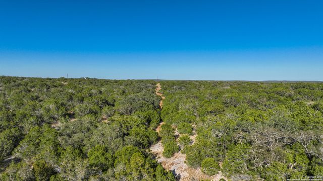 000 SD 31838, Rocksprings, TX 78880
