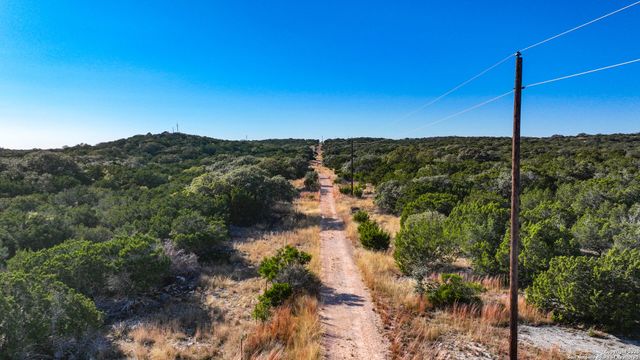 000 SD 31838, Rocksprings, TX 78880