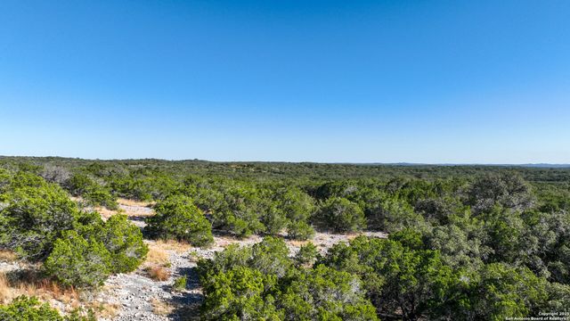 000 SD 31838, Rocksprings, TX 78880