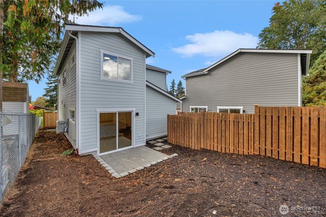 6315 W Beech Street #B, Everett, WA 98203
