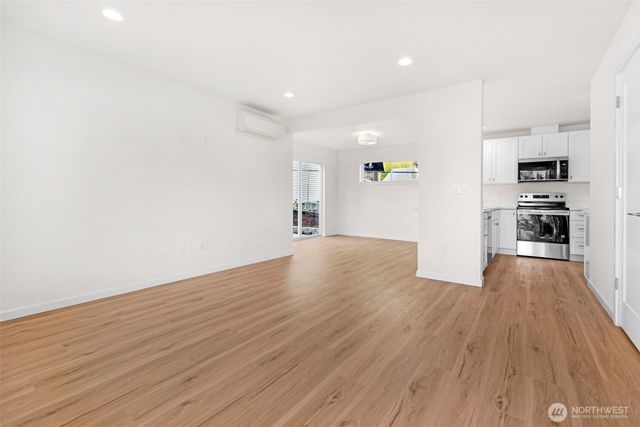 6315 W Beech Street #B, Everett, WA 98203