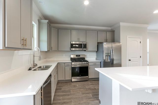 10834 Maitland Ave, Saint George, LA 70810