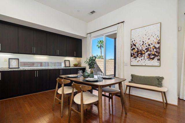 730 Equinox Way, Palm Springs, CA 92262