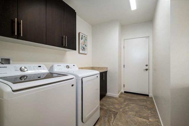 730 Equinox Way, Palm Springs, CA 92262