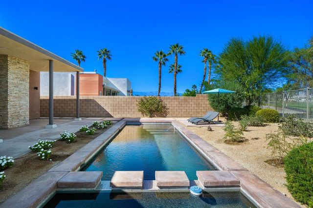 730 Equinox Way, Palm Springs, CA 92262