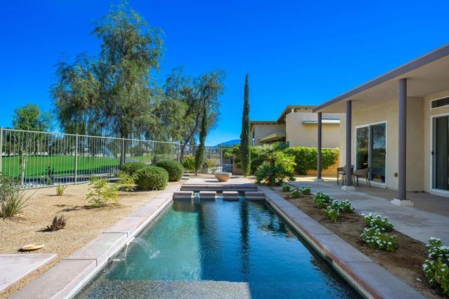 730 Equinox Way, Palm Springs, CA 92262
