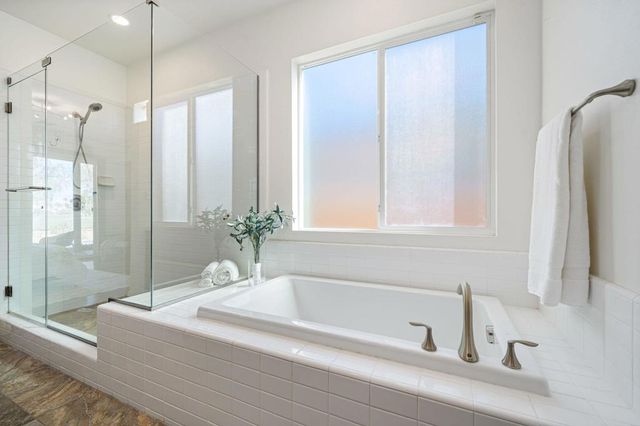 730 Equinox Way, Palm Springs, CA 92262