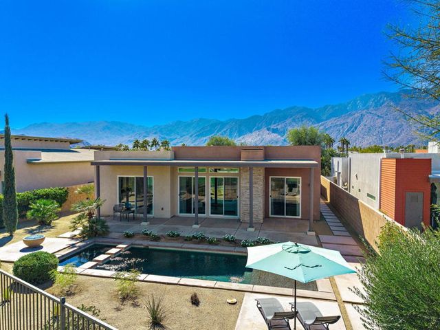 730 Equinox Way, Palm Springs, CA 92262
