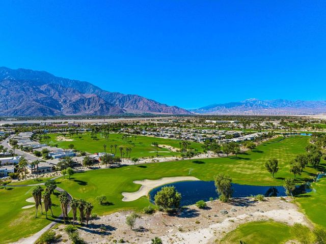 730 Equinox Way, Palm Springs, CA 92262