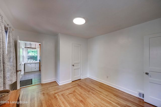 3100 Bon Air Ave, Louisville, KY 40205