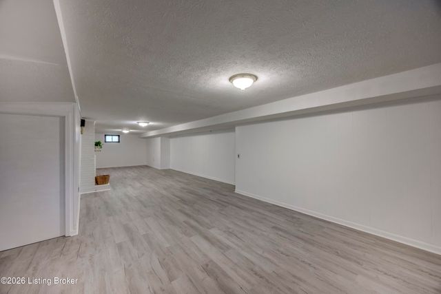 3100 Bon Air Ave, Louisville, KY 40205