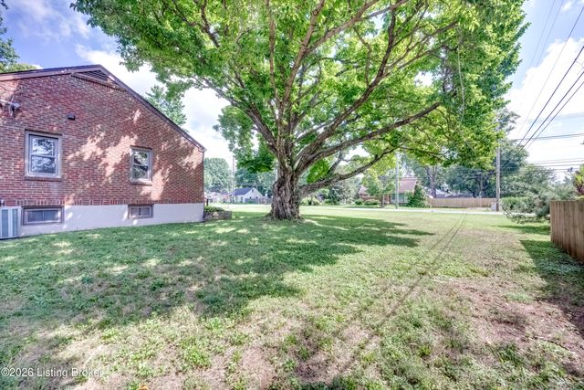 3100 Bon Air Ave, Louisville, KY 40205