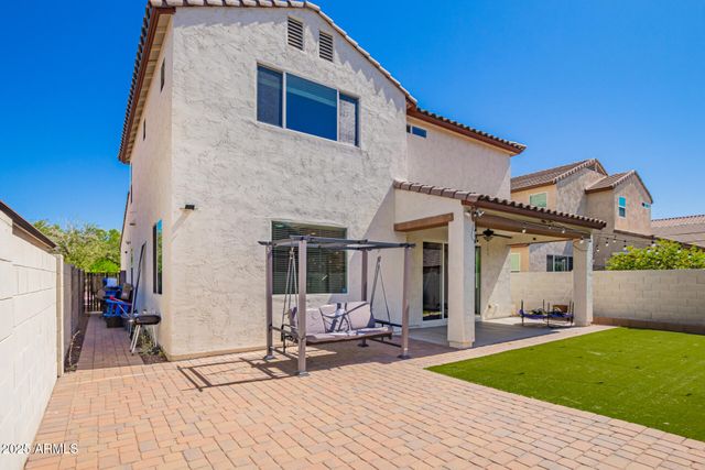 2249 W BETTY ELYSE Lane, Phoenix, AZ 85023