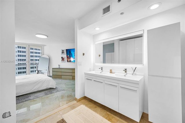 19333 Collins Avenue 709, Sunny Isles Beach, FL 33160