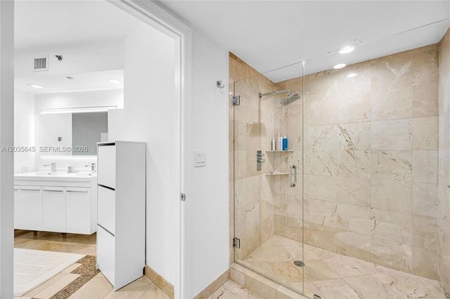 19333 Collins Avenue 709, Sunny Isles Beach, FL 33160