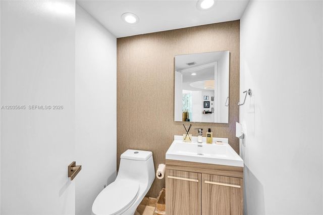 19333 Collins Avenue 709, Sunny Isles Beach, FL 33160