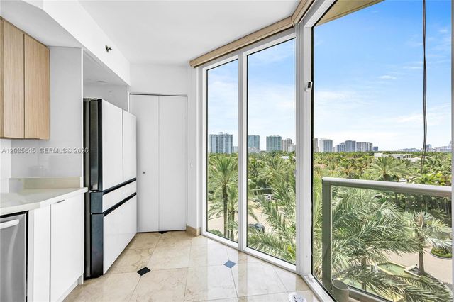 19333 Collins Avenue 709, Sunny Isles Beach, FL 33160