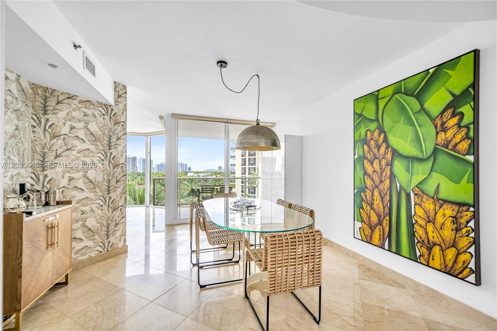 19333 Collins Avenue 709, Sunny Isles Beach, FL 33160