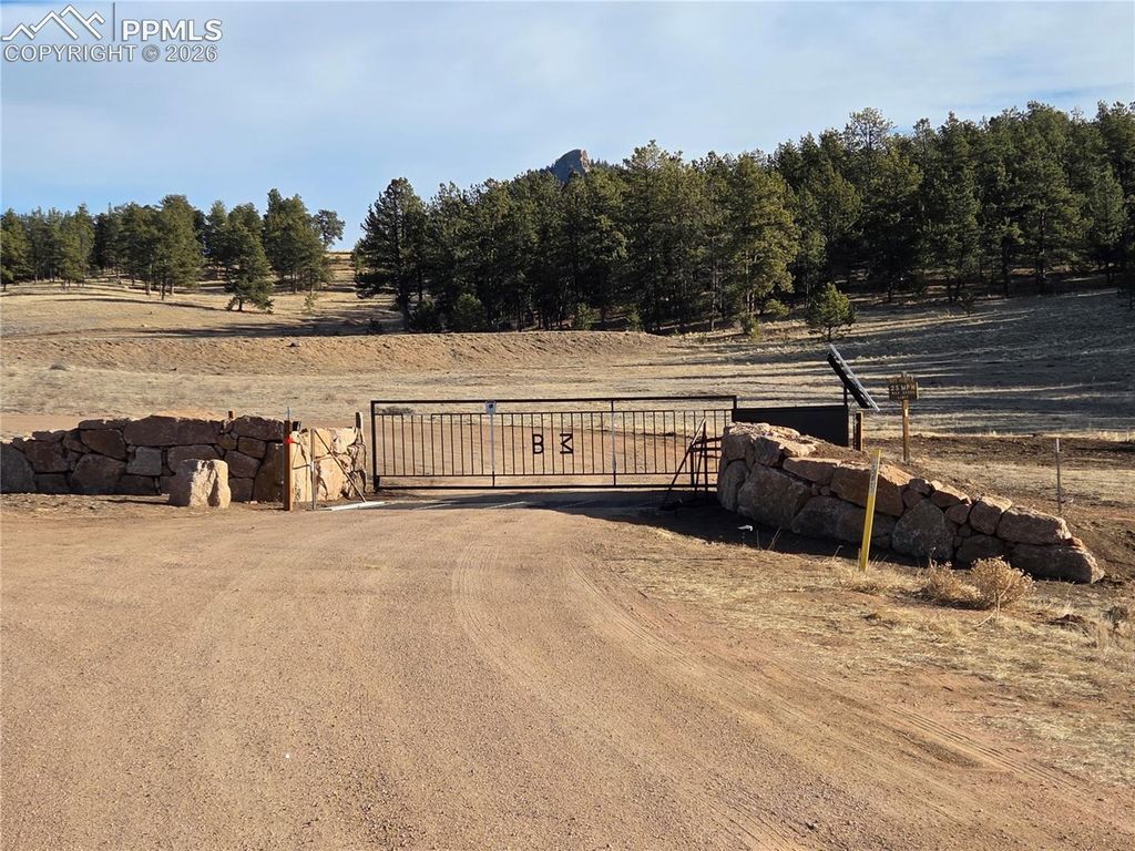409 Wind Dancer Circle, Florissant, CO 80816 — photo 2