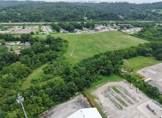 2715 Fairlawn Avenue, Dunbar, WV 25064