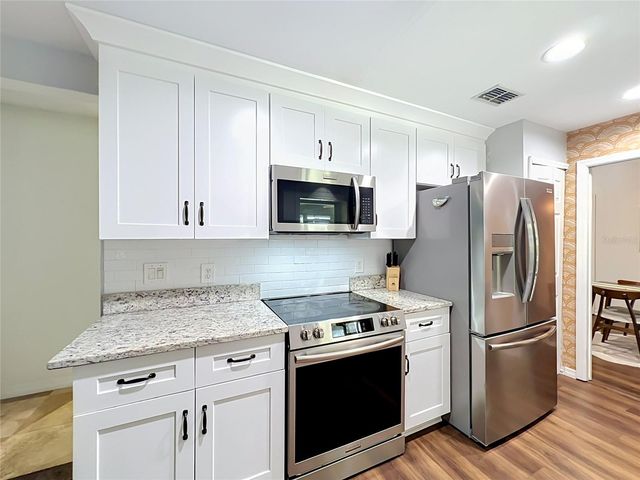 9219 SUTTER COURT, Orlando, FL 32825