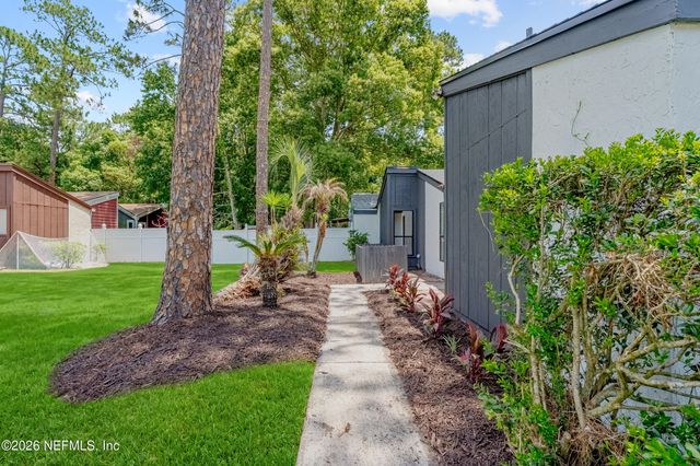 2519 WHISPERING WOODS Boulevard 3, Jacksonville, FL 32246