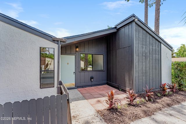2519 WHISPERING WOODS Boulevard 3, Jacksonville, FL 32246