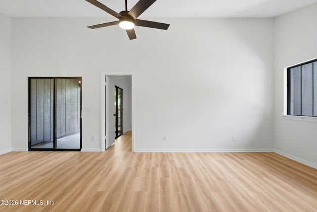 2519 WHISPERING WOODS Boulevard 3, Jacksonville, FL 32246