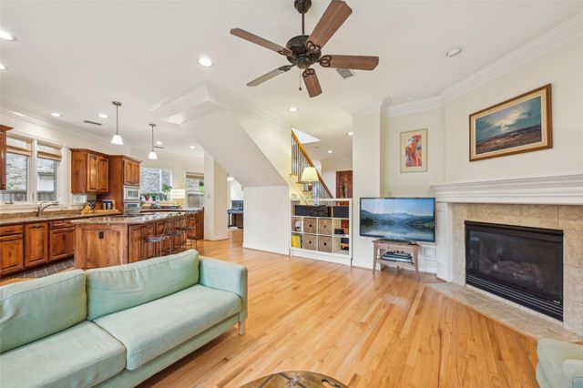 4026 Villanova Street, Houston, TX 77005