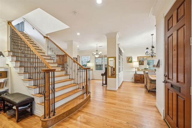 4026 Villanova Street, Houston, TX 77005