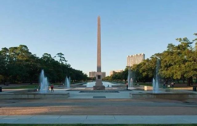 4026 Villanova Street, Houston, TX 77005