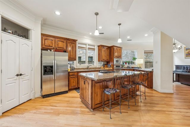 4026 Villanova Street, Houston, TX 77005