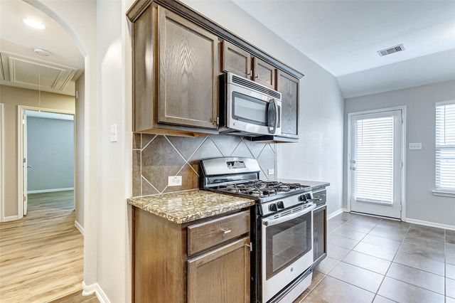 12943 Pecan Shores Drive, Houston, TX 77044