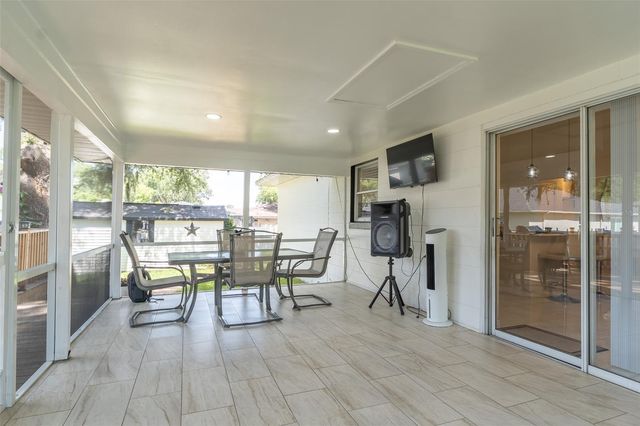 930 HICKS ROAD, Lakeland, FL 33813