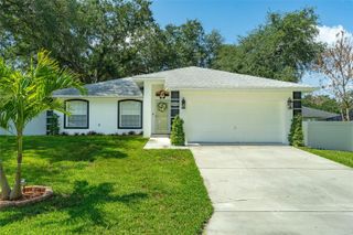 930 HICKS ROAD, Lakeland, FL 33813