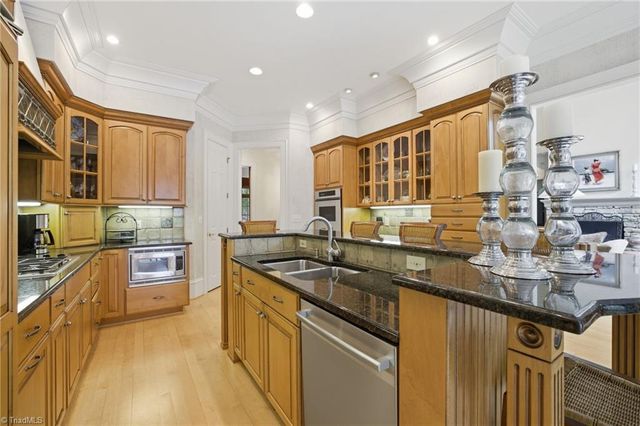 191 Porters Glen, New London, NC 28127