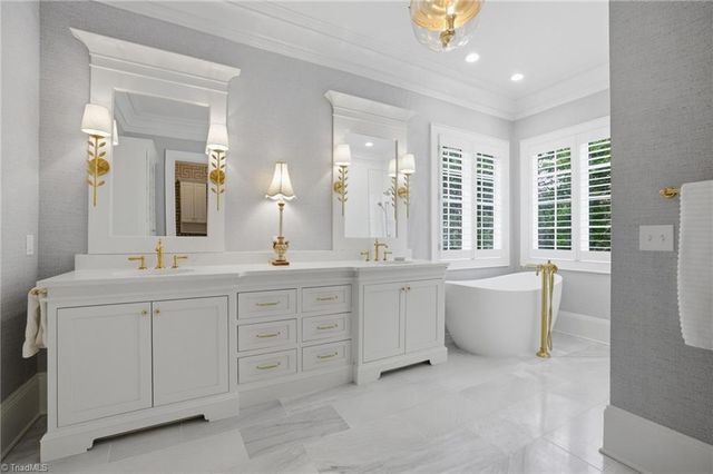 191 Porters Glen, New London, NC 28127