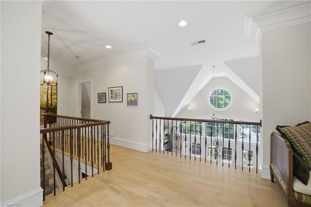 191 Porters Glen, New London, NC 28127