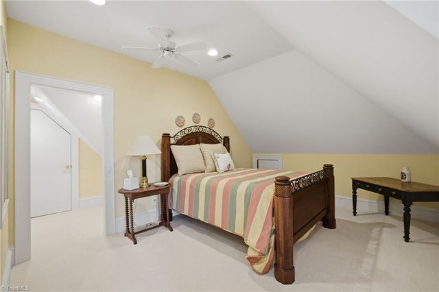 191 Porters Glen, New London, NC 28127