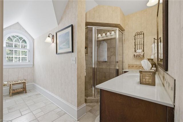 191 Porters Glen, New London, NC 28127